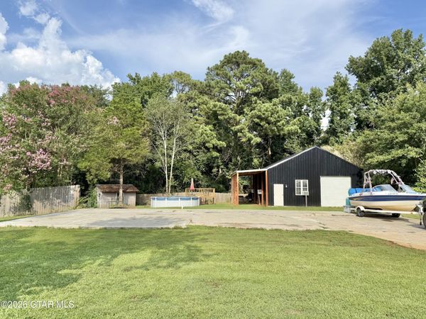 77 Blasingame Drive, Columbus, MS 39702
