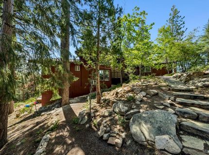 2331 Del Norte Street, South Lake Tahoe, CA 96150 Photo