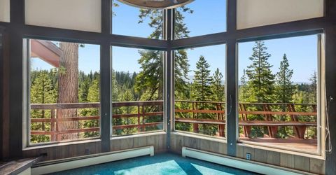2331 Del Norte Street, South Lake Tahoe, CA 96150 Photo