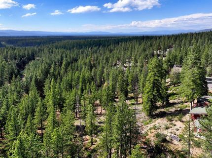 2331 Del Norte Street, South Lake Tahoe, CA 96150 Photo