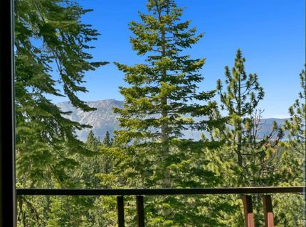 2331 Del Norte Street, South Lake Tahoe, CA 96150 Photo