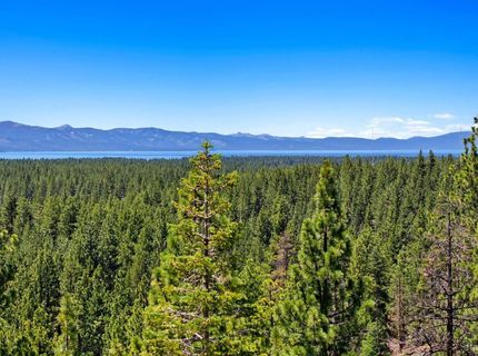 2331 Del Norte Street, South Lake Tahoe, CA 96150 Photo