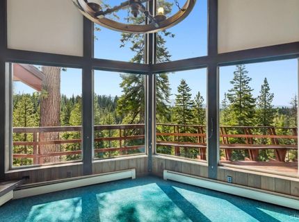 2331 Del Norte Street, South Lake Tahoe, CA 96150 Photo