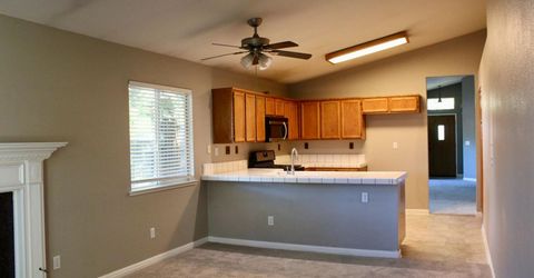 8941 Mandalay Way, Elk Grove, CA 95624 Photo