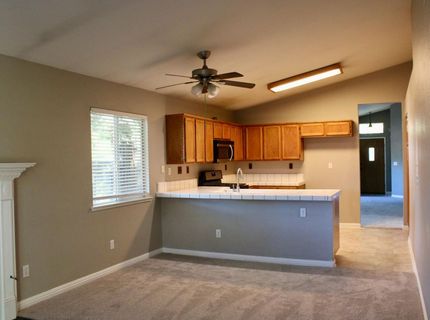 8941 Mandalay Way, Elk Grove, CA 95624 Photo