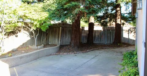 8941 Mandalay Way, Elk Grove, CA 95624 Photo