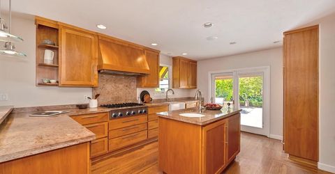 551 Southgate Rd, Sacramento, CA 95815 Photo