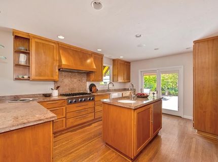 551 Southgate Rd, Sacramento, CA 95815 Photo