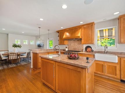 551 Southgate Rd, Sacramento, CA 95815 Photo