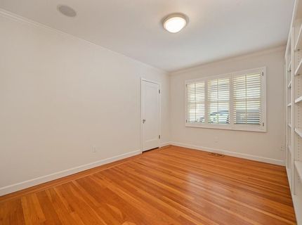 551 Southgate Rd, Sacramento, CA 95815 Photo