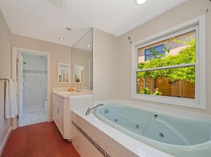 551 Southgate Rd, Sacramento, CA 95815 Photo