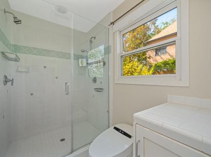 551 Southgate Rd, Sacramento, CA 95815 Photo