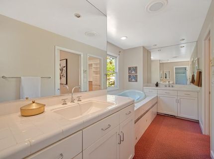 551 Southgate Rd, Sacramento, CA 95815 Photo
