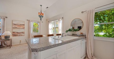 551 Southgate Rd, Sacramento, CA 95815 Photo