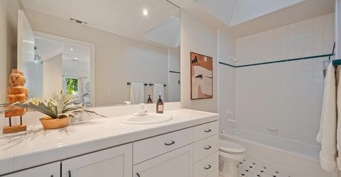 551 Southgate Rd, Sacramento, CA 95815 Photo