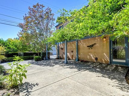 551 Southgate Rd, Sacramento, CA 95815 Photo