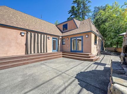 551 Southgate Rd, Sacramento, CA 95815 Photo