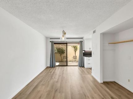 4848 El Cemonte Ave #5, Unit 5, Davis, CA 95618 Photo