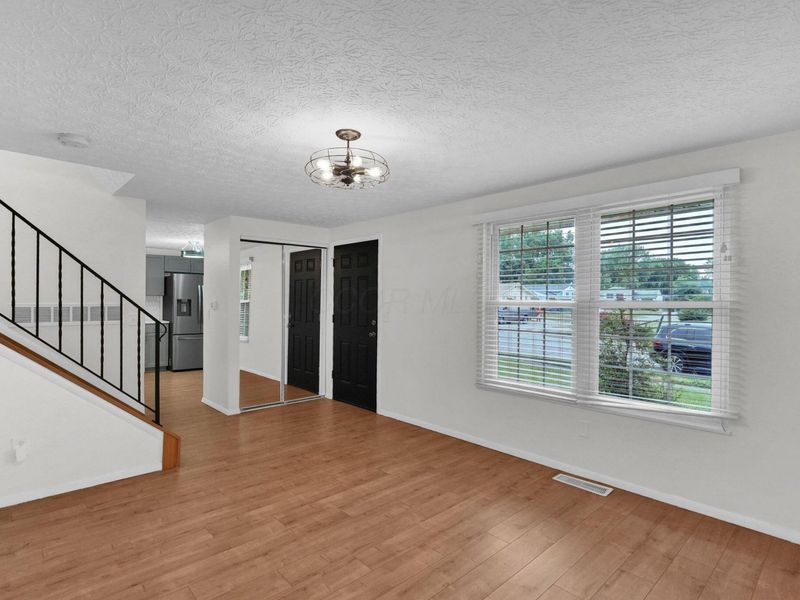 1435 E Mithoff Street, Columbus, OH 43206 Photo 5