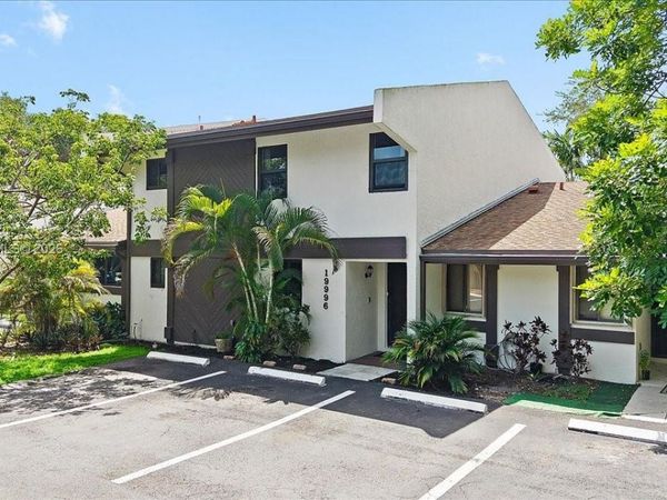 19996 NE 5th Ct, Unit 4C, Miami, FL 33179