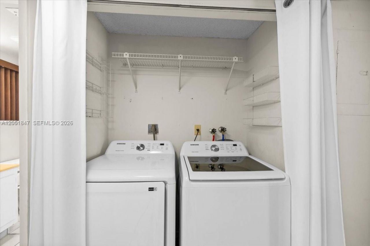 19996 NE 5th Ct, Unit 4C, Miami, FL 33179 Photo
