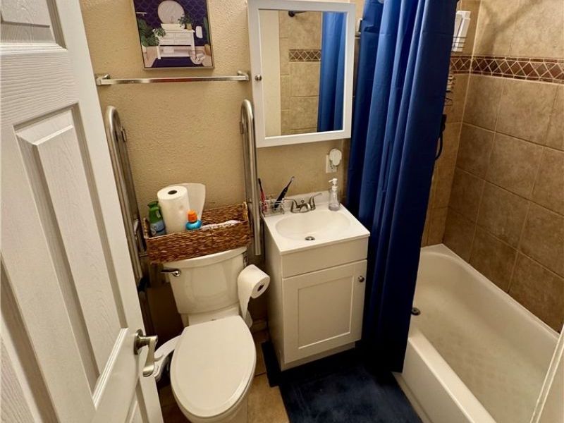 6215 Randolph Road, Bedford Heights, OH 44146 Photo 6
