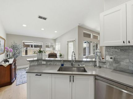 7112 Sunpace Ln, Sacramento, CA 95828 Photo