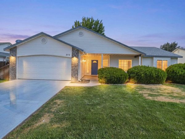 372 W Trophy St, Kuna, ID 83634