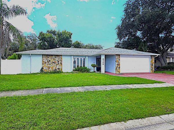 8308 123RD AVENUE, LARGO, FL 33773