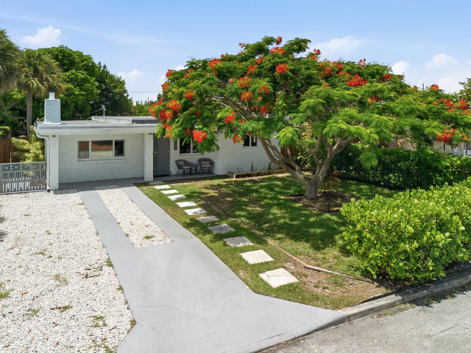 1225 15th Avenue N, Lake Worth Beach, FL 33460 Photo