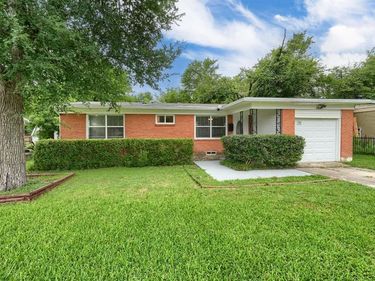 10628 Benbrook Drive, Dallas, TX 75228