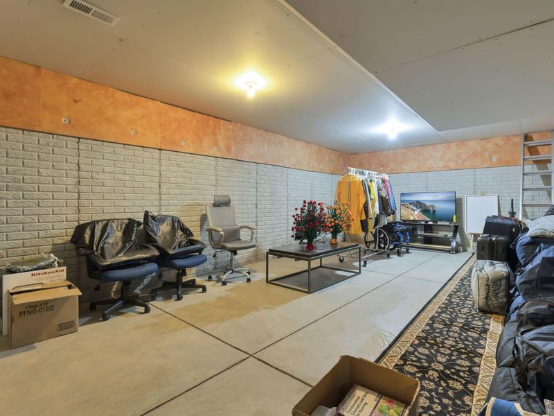 8669 Conestaga Valley Drive , Blacklick, OH 43004 Photo 33