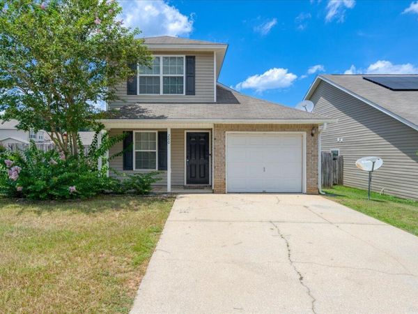 200 Wainwright Drive, Crestview, FL 32539