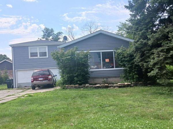 9803 W 57th Street SW, Countryside, IL 60525