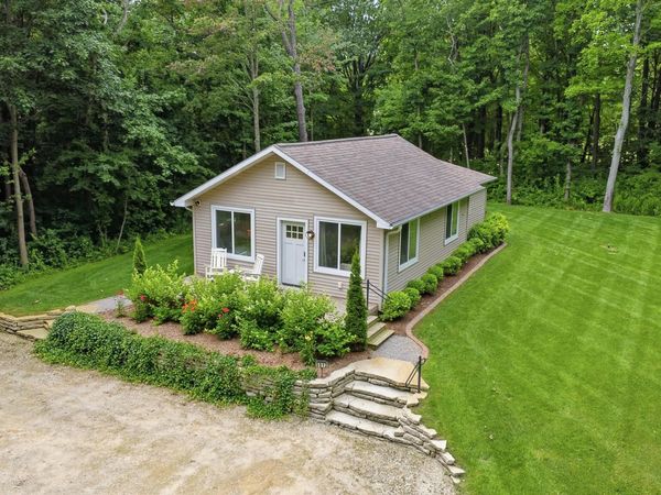 5912 Madison Street, Coloma, MI 49038