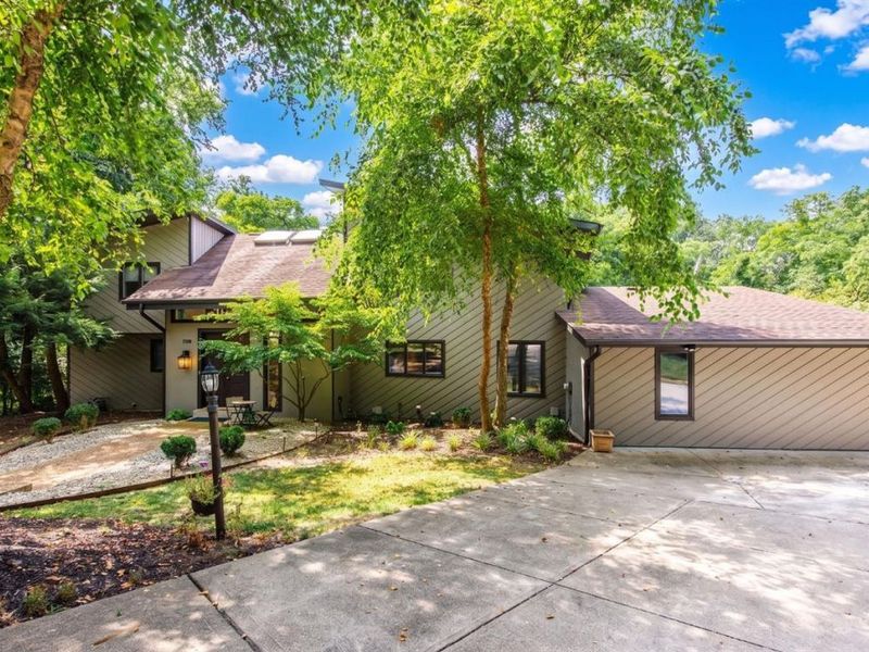 7708 Creekwood Lane, Amberley, OH 45237 Photo 3