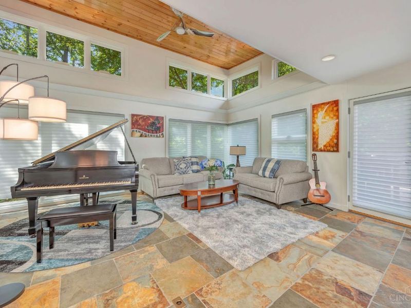 7708 Creekwood Lane, Amberley, OH 45237 Photo 32