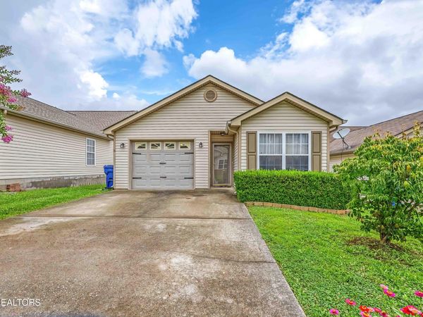 1529 Sails Way, Knoxville, TN 37932