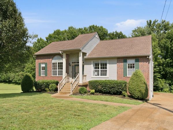 161 E Harbor , Hendersonville, TN 37075