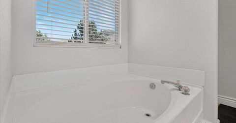 8208 Anchor Point Drive, Reno, NV 89506 Photo