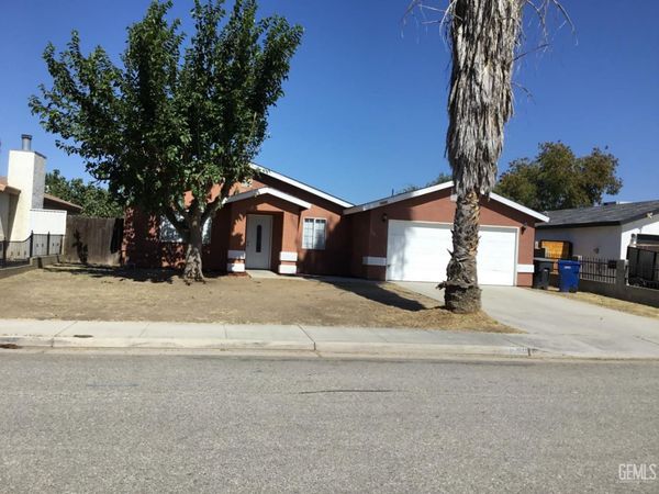 1860 Pepper Tree Close , Wasco, CA 93280