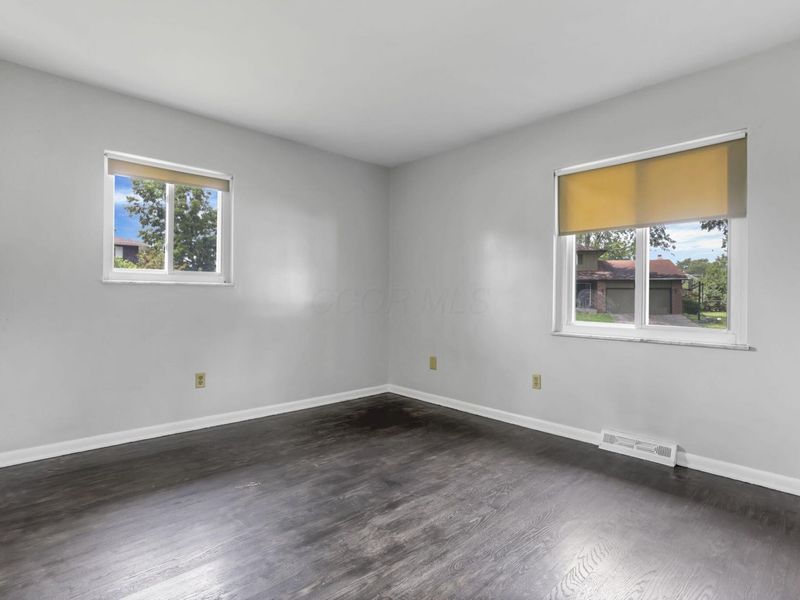 1695 Rocky Pine Loop N, Columbus, OH 43229 Photo 10
