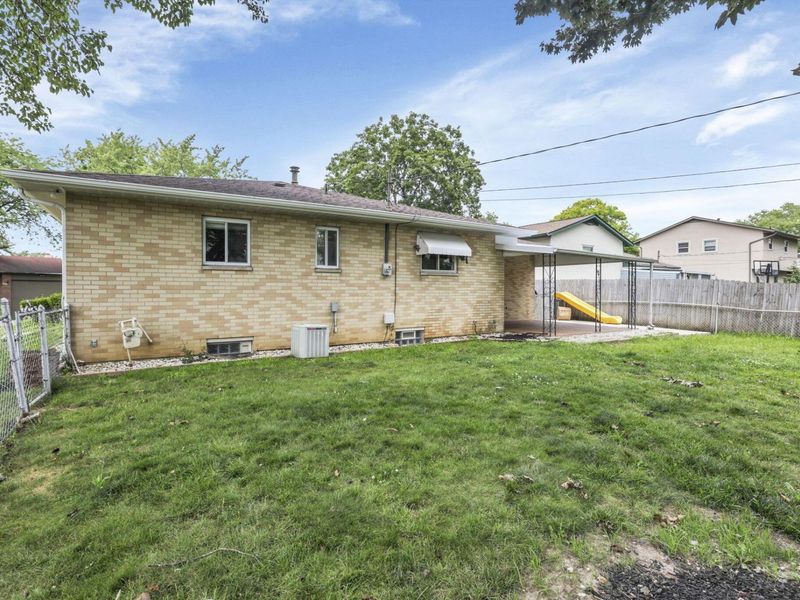 1695 Rocky Pine Loop N, Columbus, OH 43229 Photo 27