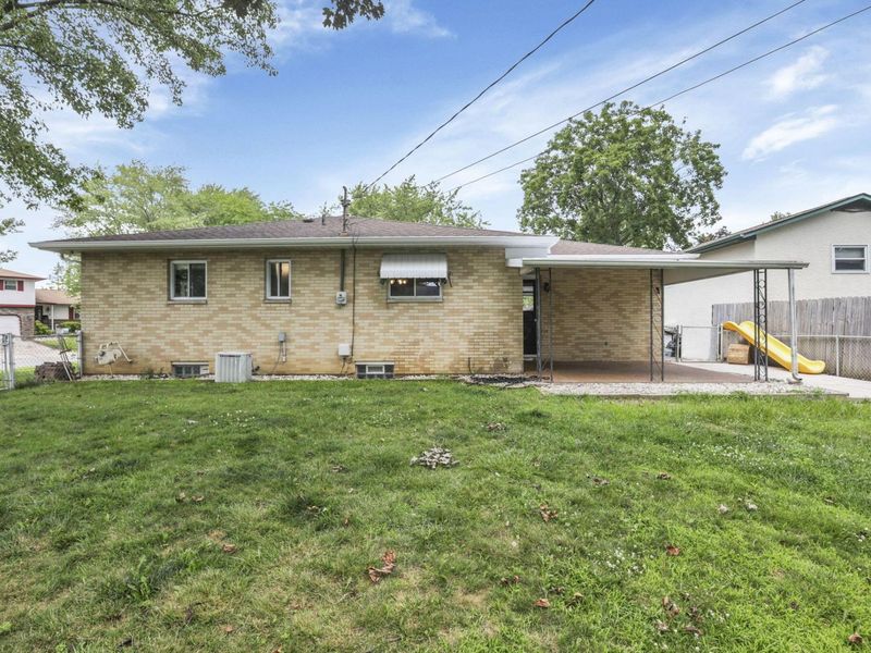 1695 Rocky Pine Loop N, Columbus, OH 43229 Photo 29