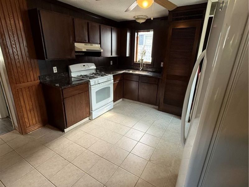 1818 Schiller Avenue, Cuyahoga Falls, OH 44223 Photo 7