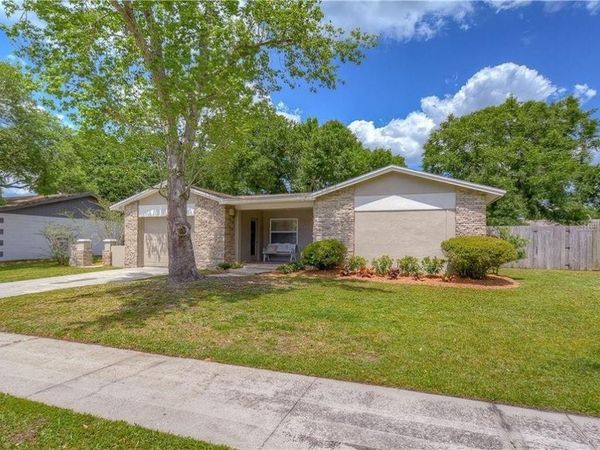 5121 ELLENDALE AVENUE , TAMPA, FL 33625