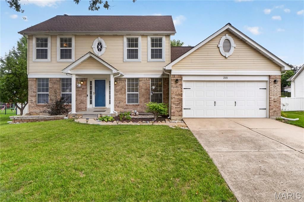 215 Waterford Crossing Drive , Dardenne Prairie, MO 63368 Main Photo
