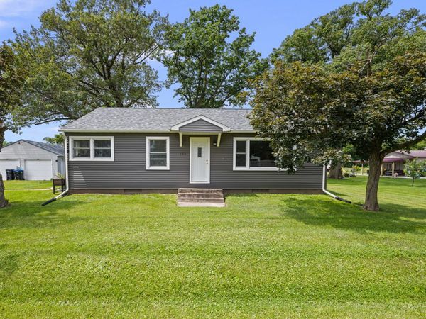 103 MAIN Street , Welton, IA 52774