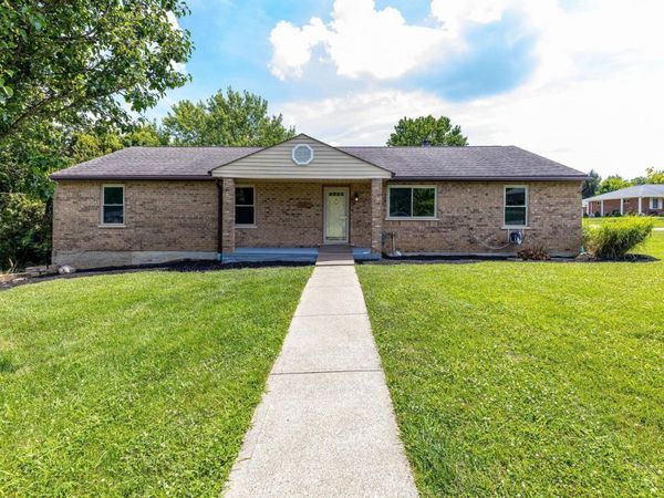 6827 Perinwood Drive, Green Twp, OH 45248
