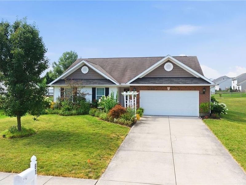 61 Ascot Glen Drive, Franklin, OH 45005 Photo 3